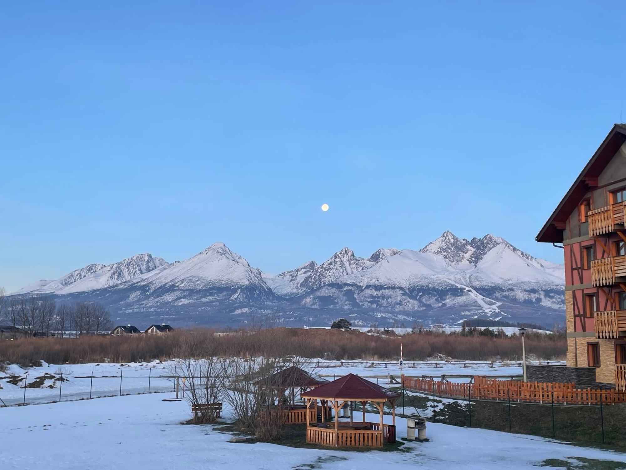 Apartment Jenny- Stunning View Of High Tatras Vel'ka Lomnica Eksteriør bilde